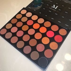 Morphe “Second Nature” 3502 Eyeshadow palette ♥️